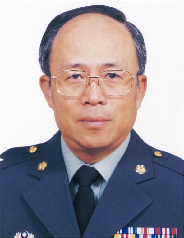 第20任院長  陳宏一少將 2001-02-01~2004-01-31