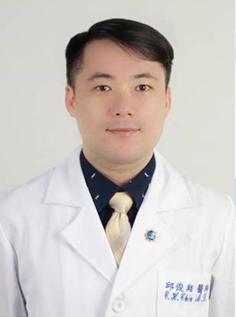 Chun-Hsiang Chiu  Attending Doctor